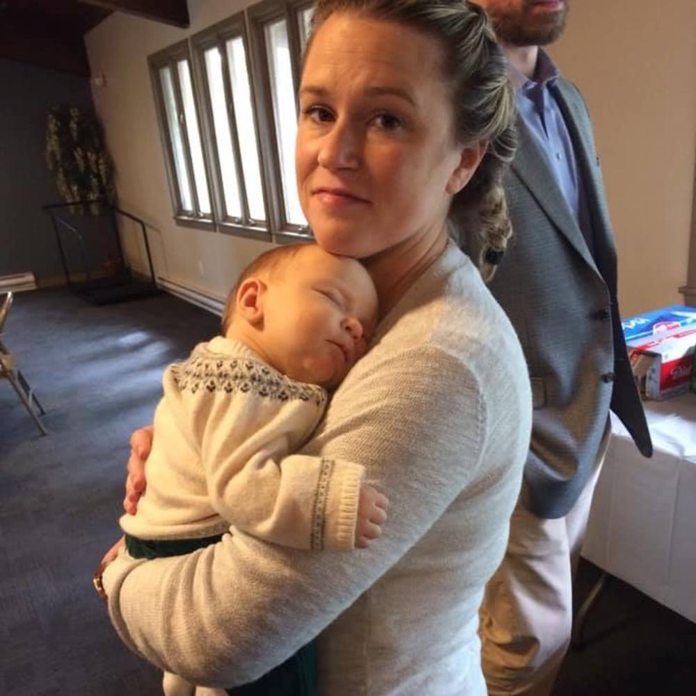 Meet your Posher, Hillary